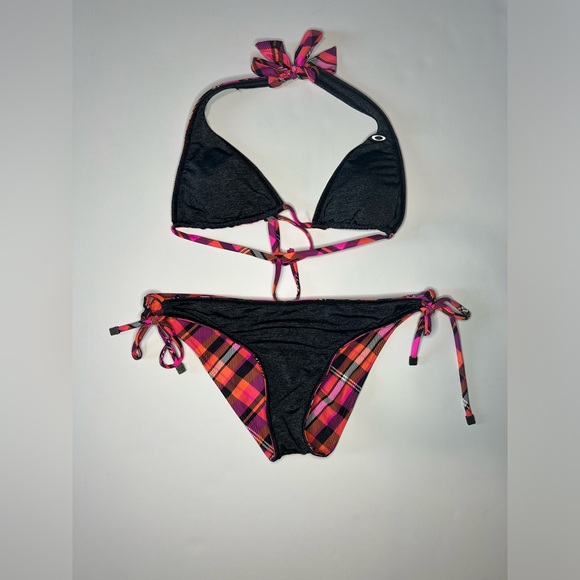 Oakley Women’s Reversible Two Piece Bikini - Picture 3 of 4